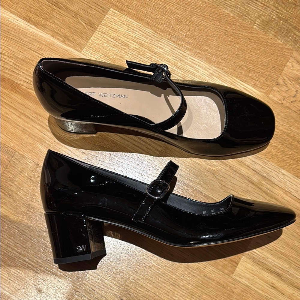 Stuart Weitzman PreOwned Louise Black patent leather Mary Jane